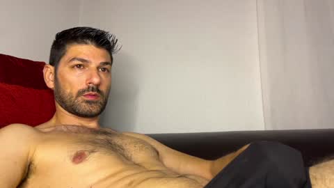 Lucenzo  online show from 12-31-24, 01:47