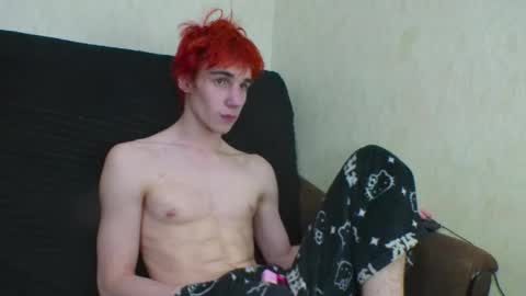 Snapshot of sexi_grunger chatting on 05-20-26, 06:14 Big Cock online show from 05-20-26, 06:14