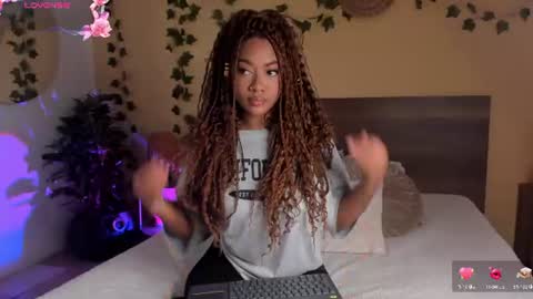 ... Camila ... online show from 07-27-26, 01:18