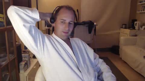 Snapshot of sexlobo1 chatting on 02-02-25, 12:40 Sexlobo online show from 02-02-25, 12:40