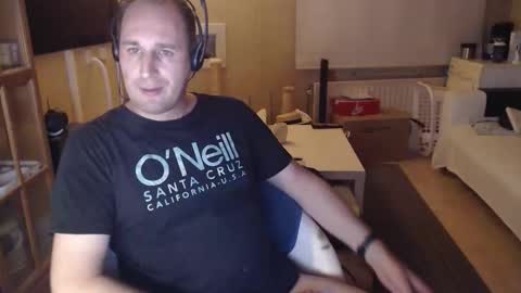 Snapshot of sexlobo1 chatting on 12-14-25, 09:08 Sexlobo online show from 12-14-25, 09:08