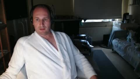 Snapshot of sexlobo1 chatting on 04-13-26, 05:40 Sexlobo online show from 04-13-26, 05:40