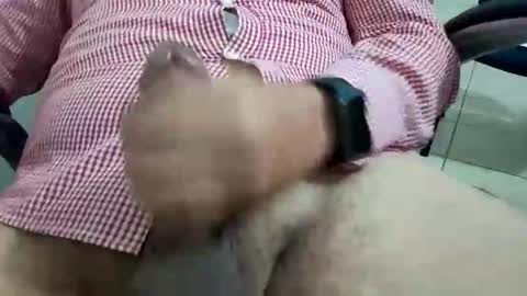 Snapshot of sexman182802 chatting on 04-24-26, 12:35 sexman182802 online show from 04-24-26, 12:35