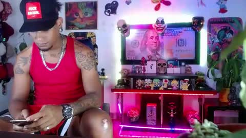 Snapshot of sexo_aharon chatting on 05-31-26, 05:15 Aharon ravelo online show from 05-31-26, 05:15