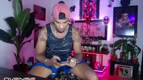 Snapshot of sexo_aharon chatting on 07-02-26, 05:02 Aharon ravelo online show from 07-02-26, 05:02