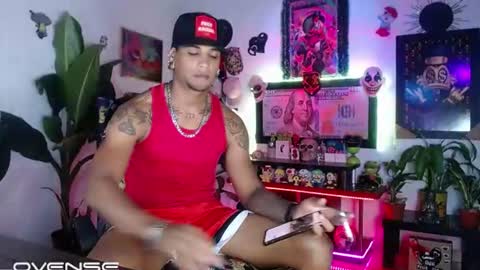 Snapshot of sexo_aharon chatting on 07-11-26, 02:47 Aharon ravelo online show from 07-11-26, 02:47