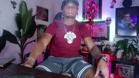 Snapshot of sexo_aharon chatting on 07-21-26, 05:10 Aharon ravelo online show from 07-21-26, 05:10