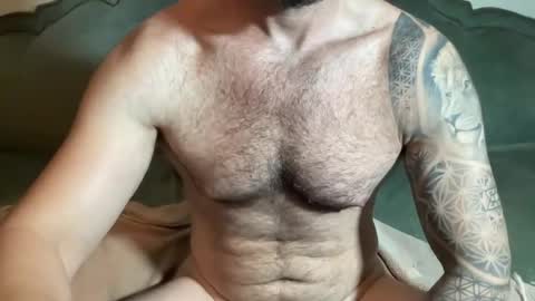 Snapshot of sexologistbull chatting on 06-12-26, 06:07 SexologistBull online show from 06-12-26, 06:07