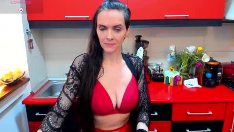 Snapshot of sexqueen1111 chatting on 02-03-25, 05:03 sexqueen1111 online show from 02-03-25, 05:03