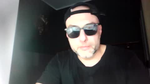 Snapshot of sextacy88 chatting on 05-11-26, 04:51 sextacy88 online show from 05-11-26, 04:51