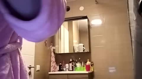 Verona online show from 02-16-25, 10:21