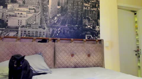 Andrea online show from 10-13-25, 01:55