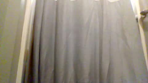 Snapshot of sexxileeah42o chatting on 03-10-26, 10:20 Leeah CloudZzz online show from 03-10-26, 10:20