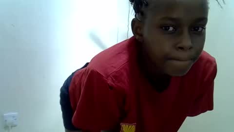 sexxkiki2 online show from 05-06-26, 12:10