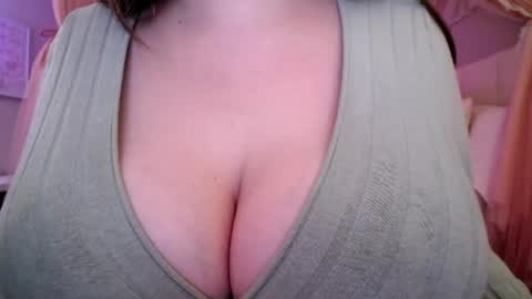 Snapshot of sexxxyprincess chatting on 04-06-26, 01:47 Princess online show from 04-06-26, 01:47