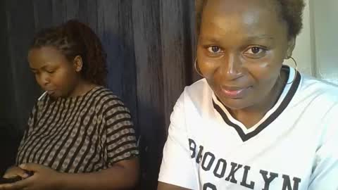 sexxy_amira online show from 11-05-25, 03:45