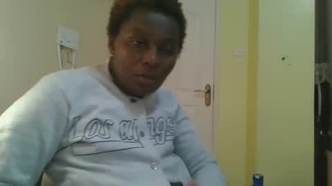 sexxy_amira online show from 11-12-25, 07:13