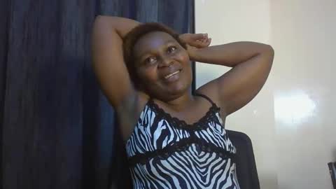 sexxy_amira online show from 11-18-25, 02:28