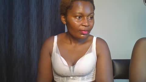 sexxy_amira online show from 11-26-25, 06:09