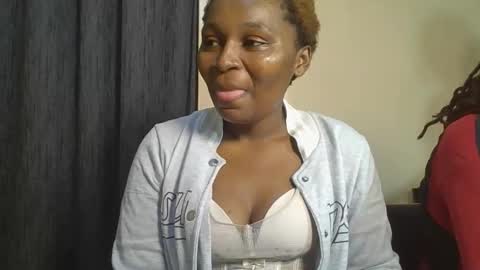 sexxy_amira online show from 12-01-25, 02:11