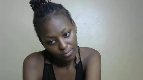 Snapshot of sexxy_bum23 chatting on 02-21-25, 12:05 sexxy bum online show from 02-21-25, 12:05