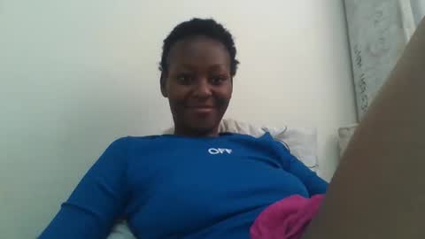 Snapshot of sexxy_bum23 chatting on 10-09-25, 05:38 sexxy bum online show from 10-09-25, 05:38
