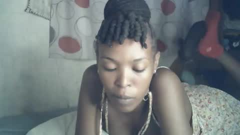 sexxy_curvy23 online show from 02-11-26, 07:24