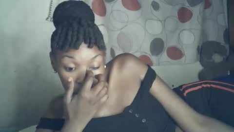 sexxy_curvy23 online show from 02-11-26, 07:30