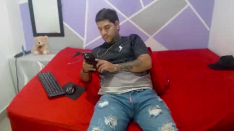 sexxy man online show from 03-10-26, 11:10