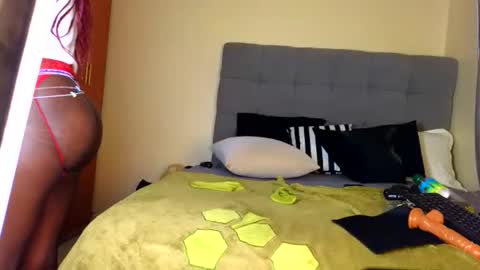 Snapshot of sexxy_mariana chatting on 10-10-25, 08:24 sexxy mariana online show from 10-10-25, 08:24