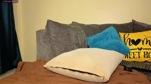 Snapshot of sexxy_mariana chatting on 05-29-26, 01:36 sexxy mariana online show from 05-29-26, 01:36