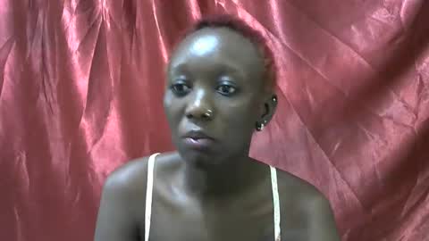 sexxy_veee online show from 11-05-25, 07:25
