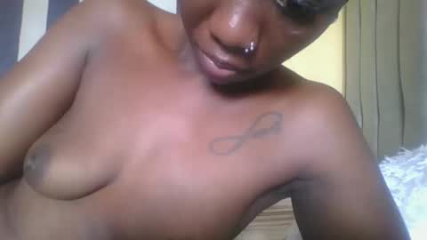 sexxy_veee online show from 11-24-25, 10:48