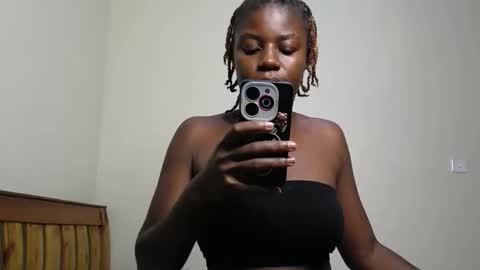 Sexxy babe online show from 02-19-26, 12:12