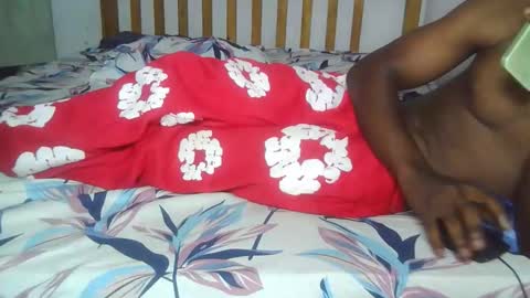 Snapshot of sexxybooty254 chatting on 11-20-25, 12:49 sexxybooty254 online show from 11-20-25, 12:49