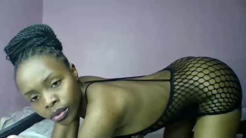 Snapshot of sexxycaddylive chatting on 05-27-26, 07:05 sexxycaddylive online show from 05-27-26, 07:05