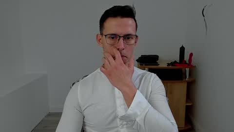 Snapshot of sexxymuscles4u chatting on 12-02-24, 07:25 Sexxymuscles4U online show from 12-02-24, 07:25