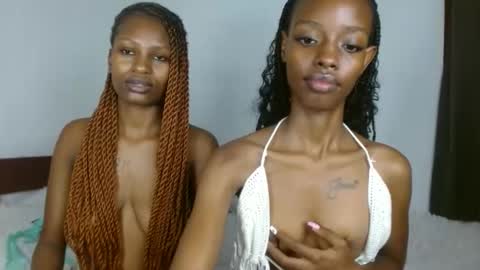 Snapshot of sexxypixie chatting on 05-15-26, 10:55 sexxypixie online show from 05-15-26, 10:55