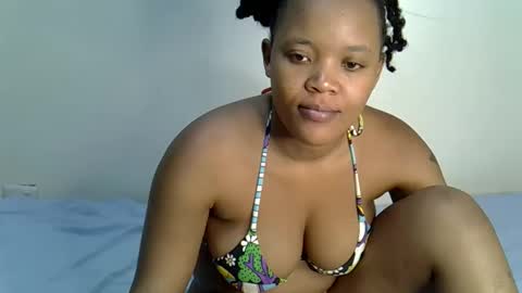 Snapshot of sexxythea_ chatting on 10-11-25, 07:45 sexxythea_ online show from 10-11-25, 07:45