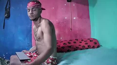 Sebastian online show from 02-12-26, 01:39