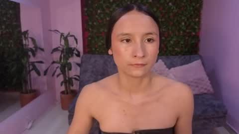 Snapshot of sexy_ailin chatting on 05-30-26, 10:45 Ailin online show from 05-30-26, 10:45