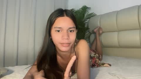 Snapshot of sexy_alexa17 chatting on 08-06-26, 12:45 sexy_alexa17 online show from 08-06-26, 12:45