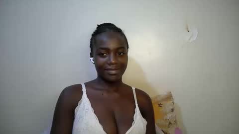 sexy_alia1 online show from 02-22-26, 09:02