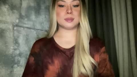 BREANNA online show from 04-23-26, 03:47