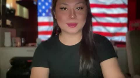 BREANNA online show from 05-11-26, 07:36