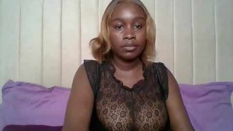 sexy_ari2 online show from 12-02-25, 07:03