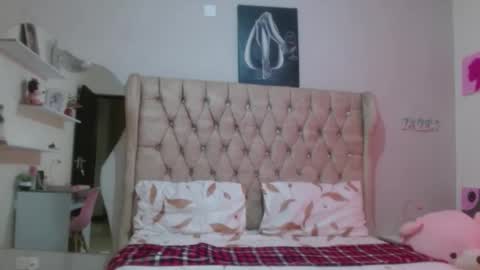 Snapshot of sexy_babydoll22 chatting on 02-28-26, 08:59 sexy_babydoll22 online show from 02-28-26, 08:59