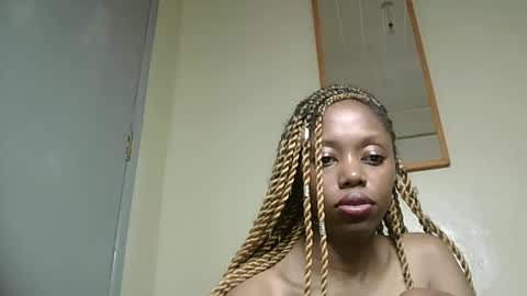 sexy_banny4 online show from 04-14-26, 02:17