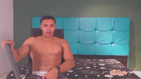 sexy_bigcock01 online show from 01-29-25, 12:13