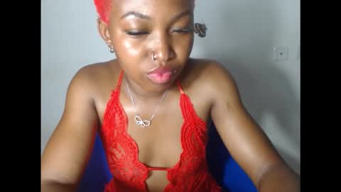 sexy_bluey247 online show from 11-04-25, 05:12